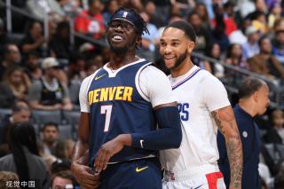 三分球更是 三分球更是