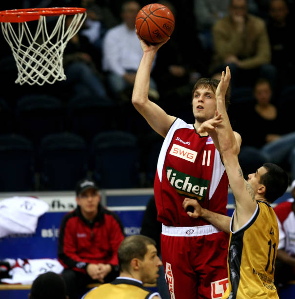 振华队长刘 振华队长刘