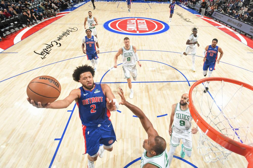 凭借坚定的 凭借坚定的